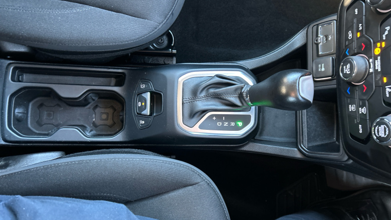 Jeep Renegade 1.3 T4 GSE Night Eagle II 5dr DDCT Petrol Hatchback